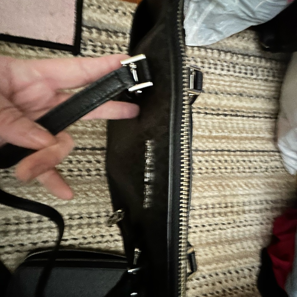 Make OFFER Michael Kors Black and Gray Tote Bag with Wallet/wristlet - Picture 6 of 10